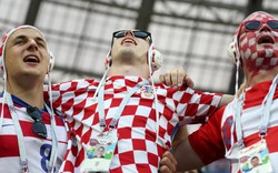 Ăn mừng chiến thắng trước Anh, nội các Croatia “diện” áo đội tuyển