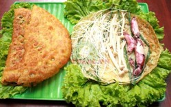 Bánh xèo mực - món ăn lạ mà quen đốn tim du khách tới Nha Trang