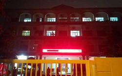 Sở GDĐT Lạng Sơn nửa đêm vẫn đóng cổng xác minh điểm thi bất thường