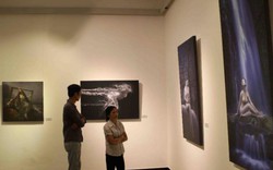 Triển lãm ảnh nude đầu tiên tại Hà Nội: Phân biệt nghệ thuật và dung tục