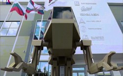 Robot sát thủ Nga nặng 4,5 tấn như trong phim khoa học viễn tưởng