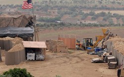 Quan chức Mỹ bí mật sang Syria đàm phán, ra yêu sách rút quân?