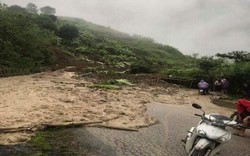 Sơn La: Mưa lớn kéo dài gây sạt lở đất, đá, Quốc lộ 279 tê liệt