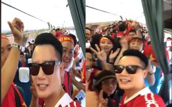 Hoàng Bách cùng "rừng" fan đỏ rực sang Indonesia cổ vũ U23 VN