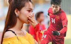 Bạn gái 'tin đồn' của Văn Đức U23 VN đỏ hoe mắt trên sân Hàng Đẫy