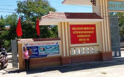 Chuyện lạ ở Quảng Bình: Vào nhà phải trèo qua cổng ủy ban