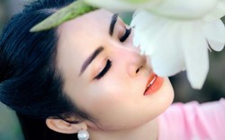 Hoa hậu Ngọc Hân đẹp ngỡ ngàng với loạt ảnh áo dài đính hoa cầu kỳ