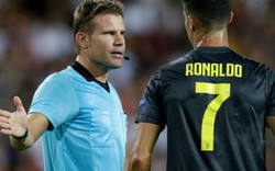Lý lịch bất ngờ về trọng tài rút thẻ đỏ đuổi Ronaldo