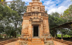 Ngắm kiến trúc độc đáo của tháp cổ nghìn năm tuổi ở Tây Ninh