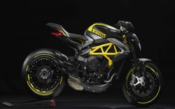 MV Agusta Dragster 800 RR Pirelli lộ diện, quỷ đỏ Ducati thêm áp lực