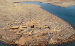 Cung điện 3.400 năm tuổi của đế chế cổ xưa bất ngờ lộ diện ở hồ nước Iraq