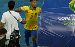 Nhận thẻ đỏ ở chung kết Copa America, Jesus khóc như mưa, "tấn công" VAR