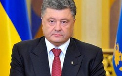 Cựu tổng thống Ukraine Poroshenko bất ngờ bị thẩm vấn