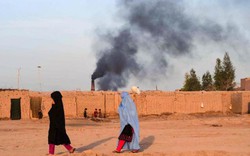 Bé trai 13 tuổi đánh bom tự sát đám cưới ở Afghanistan, người chết la liệt