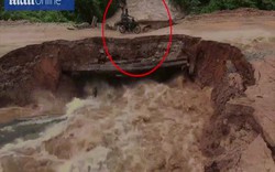 Campuchia: Rợn người khoảnh khắc cầu sập "nuốt chửng" 2 binh sĩ đi xe máy