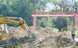 Huyện nghèo Minh Long và dự án cổng chào "khủng" 2 tỷ đồng