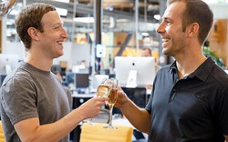 CEO Facebook vui "như chưa hề có vụ phạt 5 tỷ USD"