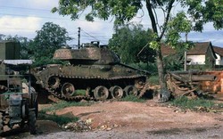 Hình độc về phế liệu chiến tranh ở Quảng Trị năm 1972
