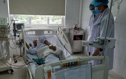 Nghệ An: 6 bệnh nhân sốc khi chạy thận, 132 người chuyển viện