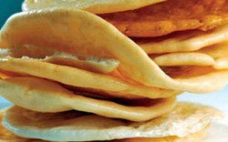 Đặc sản “danh bất hư truyền” Bến Tre: Bánh phồng Sơn Đốc tuyệt ngon