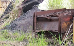 Cận cảnh mỏ sắt nghi là "thủ phạm" khiến nước Ngàn Trươi chuyển đỏ