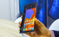 Huawei tự bắn vào chân mình khi trì hoãn Mate X lần hai