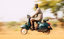 Kinh dị nghề chuyển phát nhanh thi thể bằng… xe máy ở châu Phi
