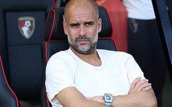 Man City thắng đậm, HLV Guardiola vẫn nặng lời chỉ trích... VAR