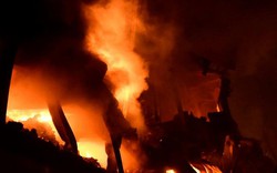 Infographic: Toàn cảnh vụ cháy gây thiệt hại 150 tỷ tại Công ty Rạng Đông