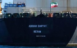 Siêu tàu chở dầu Iran "biến mất" khi bị tàu Mỹ bám đuôi ngoài khơi Syria