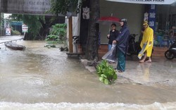 Công an viên đi mua thuốc cho con bị cuốn xuống cống tử vong