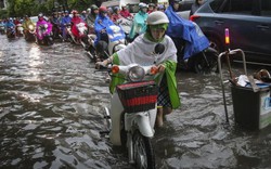 Hà Nội sáng nay: Lại khổ vì mưa - ngập - tắc