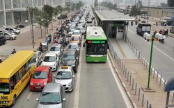 Cần làn đường riêng cho xe buýt ở trên các tuyến phố ùn tắc ở Hà Nội