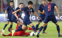 Đội nhà thắng Indonesia, báo chí Thái Lan hết lời khen một “tội đồ”