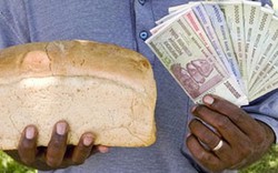 Nơi 100 tỷ chỉ đủ mua 1 ổ bánh mì, cựu đệ nhất phu nhân "đốt tiền" xả láng