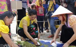 Thu sang, Tú Lệ lại rộn tiếng chày giã cốm, làng bản quyện mùi thơm