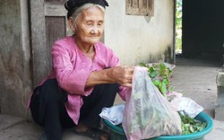 Cụ bà 83 tuổi đạp xe lên xã quyết xin ra khỏi hộ nghèo