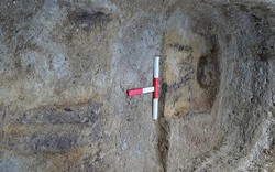 Scotland: Tìm thấy “ngôi mộ của hồn ma” 1.400 năm tuổi, xương cốt tan biến bí ẩn