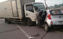 Taxi đối đầu xe tải, 2 người tử vong thương tâm