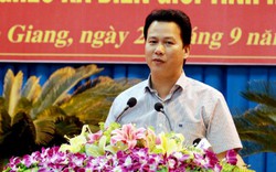 Bí thư Hà Giang Đặng Quốc Khánh: 'Xóa hộ nghèo là nhiệm vụ trọng tâm'