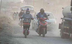 Bác sĩ BV Bạch Mai cảnh báo tác hại của "sương mù" đang bao trùm Hà Nội, TP.HCM