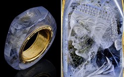 Bí ẩn gương mặt người đẹp khắc trên nhẫn sapphire cổ 2.000 năm của hoàng đế La Mã