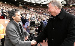 Mourinho muốn được đối đầu với Ferguson