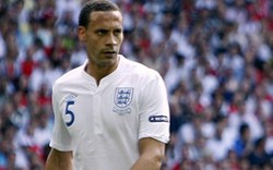 Ferdinand hết cơ hội khoác áo tuyển Anh