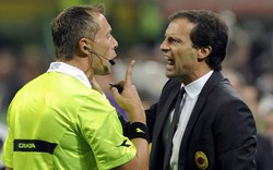 Để thua Inter, Allegri công kích trọng tài