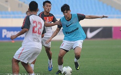 &#34;Đột kích&#34; xem tuyển Việt Nam tập luyện trước trận gặp Malaysia