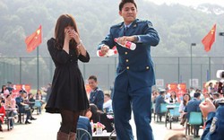 Sĩ quan nhảy “Gangnam Style” để... chọn vợ