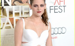 Kristen Stewart diện đồ khoe eo thon