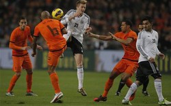 Hà Lan chia điểm tẻ nhạt với đội tuyển Đức