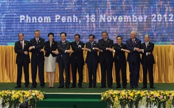 Thủ tướng Nguyễn Tấn Dũng dự khai mạc Hội nghị cấp cao ASEAN 21